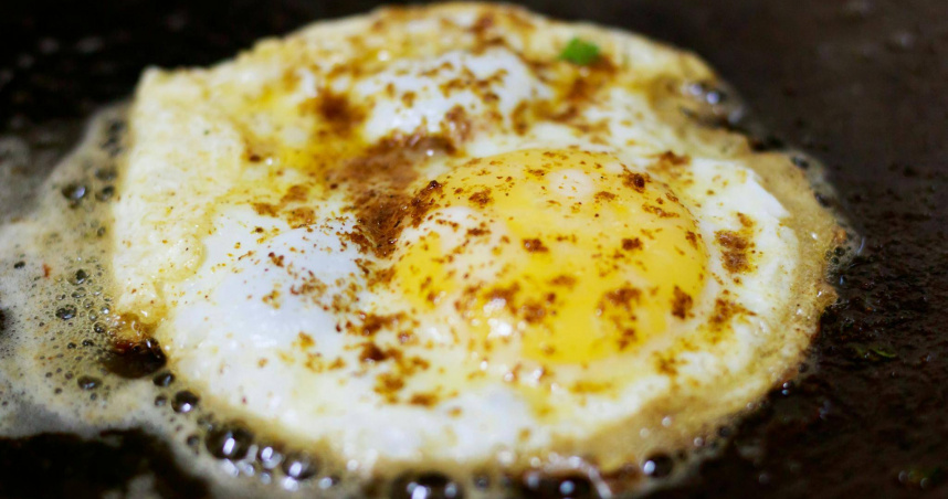 醫師指出，食用雞蛋不影響膽固醇上升，關鍵在於烹飪方式。（示意圖／Pexels）