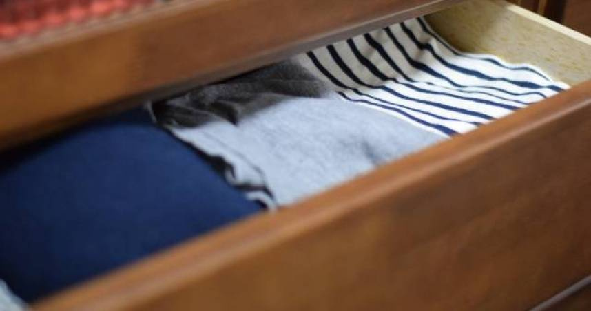 家中看似不起眼的舊物品，可能暗藏一筆可觀財富。（示意圖／翻攝自photoAC）