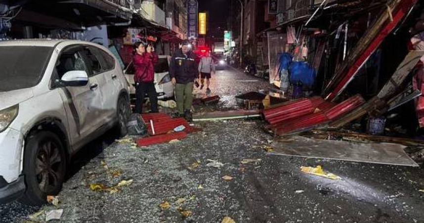 台南新營民宅深夜氣爆　屋主燒傷近半身、路過騎士遭殃