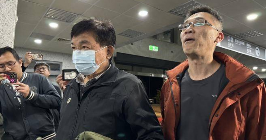 光復紅宅釀19死，光復鄉長林清水（左）涉過失致死、偽造文書，遭檢方聲押禁見。（圖／報系資料照）