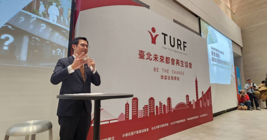 臺北未來都會再生協會理事長蔡漢霖針對未來都市縫隙的活化提出落實「單一推動窗口」與「空間沙盒」兩大政策建言。（圖／臺北未來都會再生協會提供）