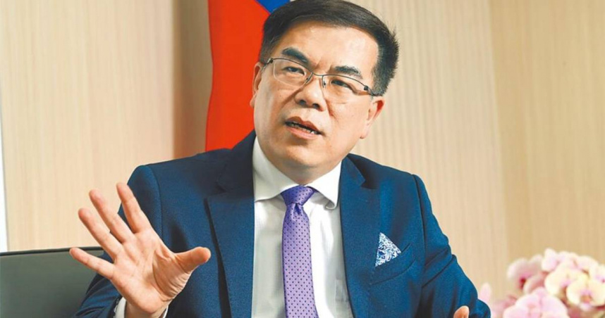 美國課徵對等關稅衝擊國內多個產業，面對外界關注碳費是否延後1年徵收，環境部長彭啟明今天指出，碳費制度好不容易才在台灣推動，也對產業影響小，仍會如期徵收。（圖／報系資料照）