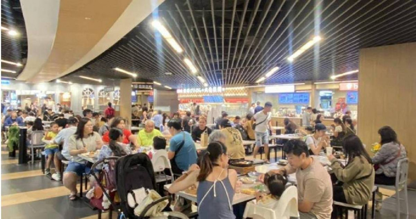即便關稅戰讓進口原料成本增，餐飲業者營運仍穩健成長。（圖/報系資料照）