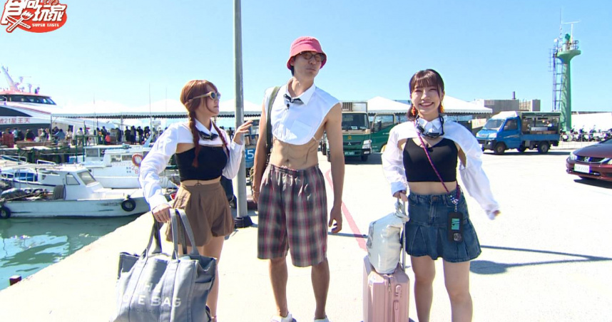 朵拉（左起）、風田、麻由換上「炸裂裝」迎戰紅毯熱舞PK。（圖／TVBS提供）