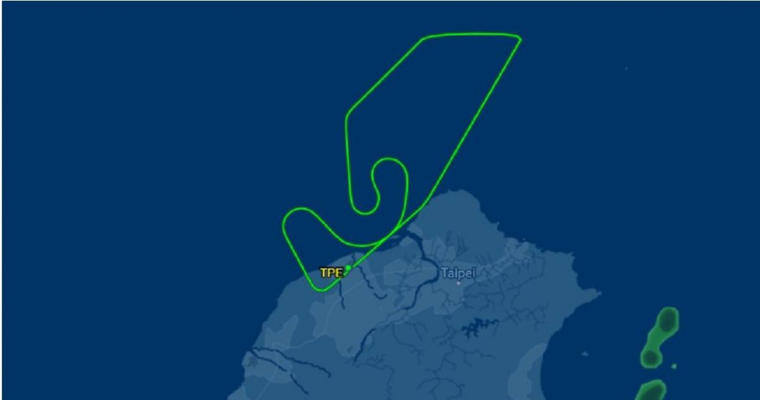 長榮航空BR271班機航跡圖。（圖／翻攝自FlightAware）
