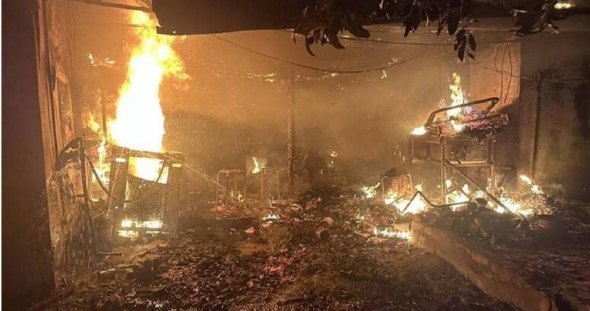 凌晨神岡區三合院突發火災，高中生險被困幸得消防救援。（圖 ／翻攝畫面）