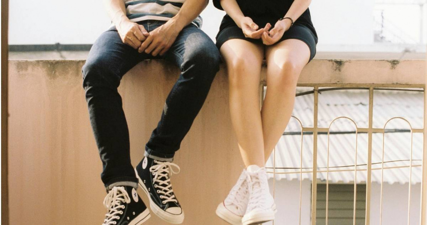 母單男交女友嫌她有反差。（示意圖／Pexels）