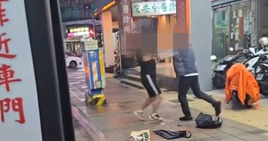 一名黃姓男高中生遭桃園客運的劉姓男司機打斷鼻樑。（圖／翻攝畫面）