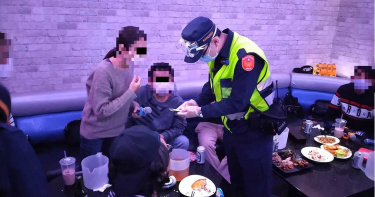 錢櫃惡火神經繃 蘆洲警大動作臨檢揪違規