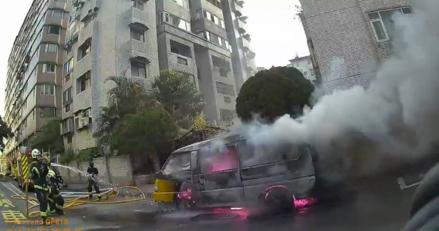 貴族幼兒園娃娃車起火嚇壞11師生　康橋發聲：全面檢修所有校車