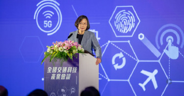 蔡英文不評論卡神被起訴 反指中共介入選舉