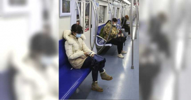 男搭地鐵按鈴通報「有人咳嗽沒戴口罩」!市交局:第一次碰到