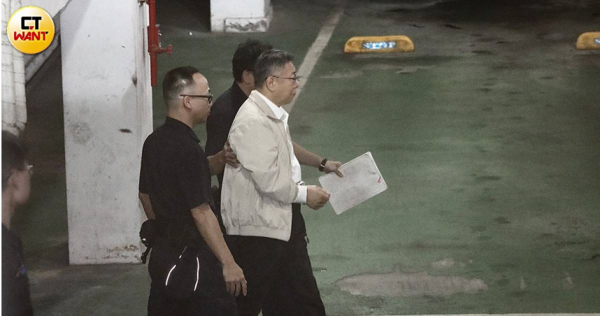 柯文哲聲請解除禁見處分，台北地院今（27）日14時30分開庭，柯妻陳佩琪、柯母何瑞英將出庭陳述。（圖／劉耿豪攝）