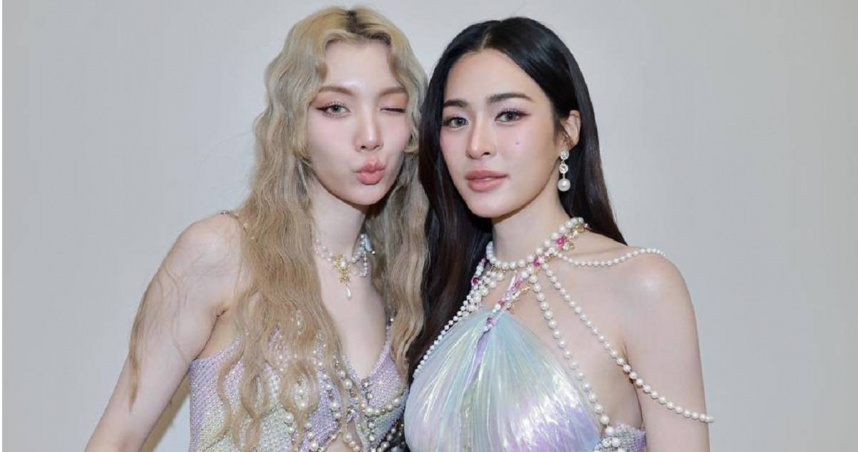 泰國偶像Ling、Orm兩人預計6月來台舉辦劇迷見面會，網路上卻出現大量黃牛票。圖為Orm（左）跟Ling超人氣CP檔。（圖／超奇娛樂）