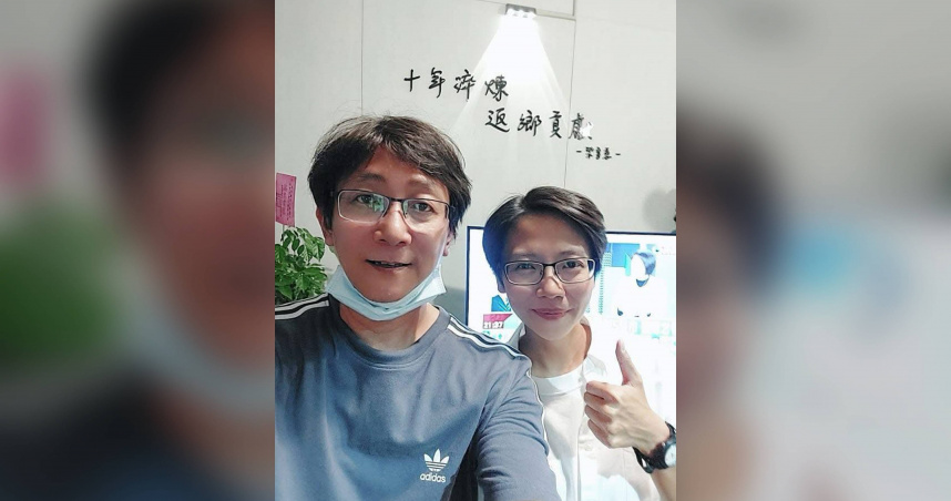 民進黨前屏東縣議員劉育豪（左）不敵病魔過世，享年58歲。（圖／翻攝臉書／梁育慈）