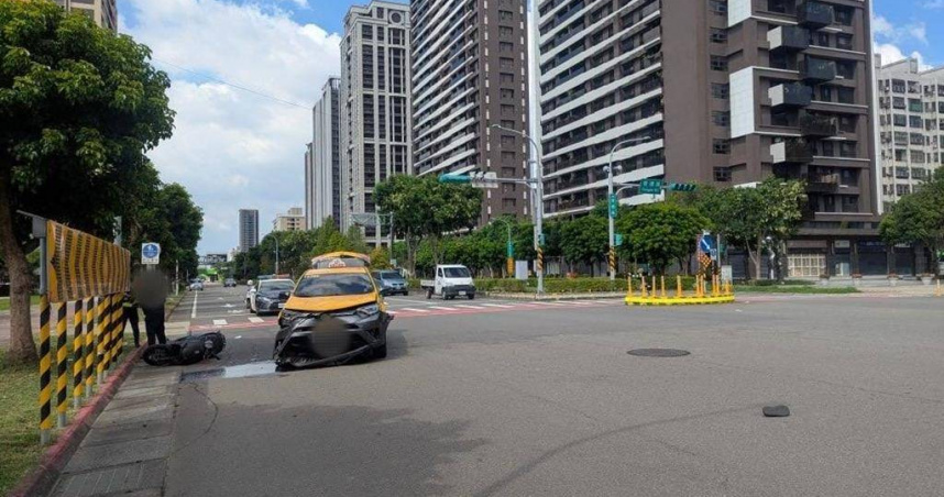 24日下午1時25分許，桃園市八德區豐德路與建德路口發生1起酒駕死亡車禍事故。（圖／八德警分局提供）