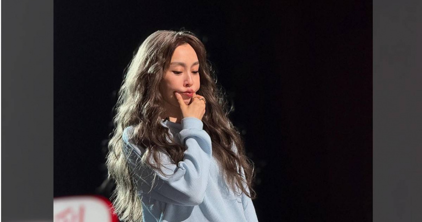 范瑋琪出現聲音顫抖、走音與破音等情況，最終排名第八、成績墊底慘遭淘汰。（圖／翻攝自范瑋琪臉書）