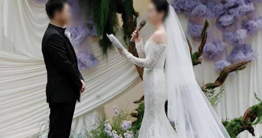大陸重慶市一名女網友近日發布影片表示，自己7日舉辦婚禮，誰知主持人竟全程把新郎名字叫錯。（圖／翻攝自微博）