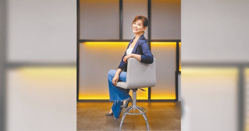 方馨婚姻受挫時，感謝父親給她正面的力量。（圖／葡萄長文創工作室提供）