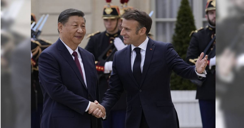 圖為2024年5月，中國國家主席習近平（左）在巴黎愛麗舍宮，與法國總統馬克宏（右）會晤。（圖／達志／美聯社）