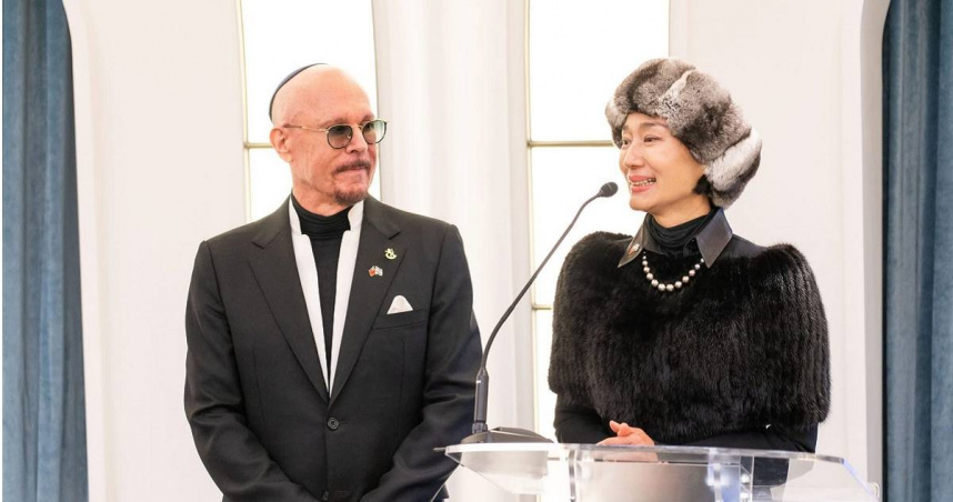 坣娜生前行事低調，但薛智偉先生基於夫妻深厚情感，盼望能為她舉辦一場充滿愛與尊敬的追思聚會。（圖／猶台文化交流協會提供）