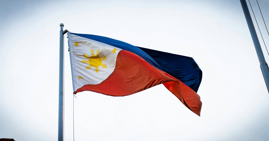 菲律賓一艘載著超過350人的渡輪失控沉沒，已造成至少7人身亡。（示意圖／unsplash）