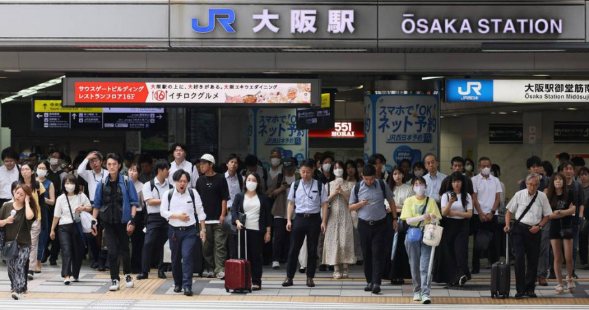 一名台灣女遊客在大阪車站遭陌生男子攻擊下腹部，驚悚經歷引發熱議。（示意圖／達志／美聯社，下同）