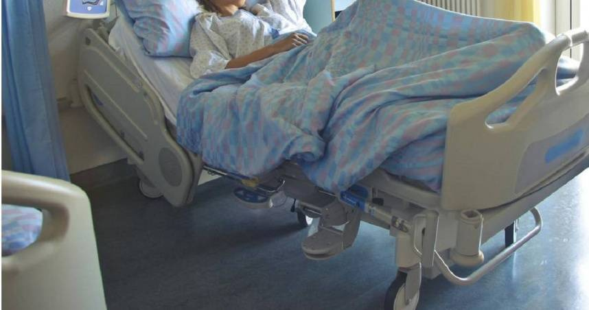 癌末婦人臨終前等不到子女返台探視，心寒希望丈夫不要將任何財產留給兒女。（示意圖／翻攝自Pexels）