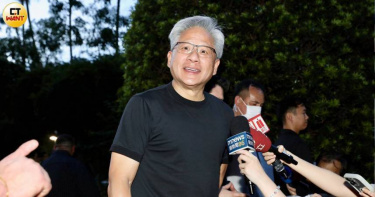 輝達執行長黃仁勳22日低調抵台，整趟行程高度保密，23日下午已搭機離台。（圖／方萬民攝）