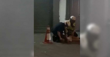 爛醉情侶「起酒肖」毆小黃運將 狂女襲警萬華警失控爆踹