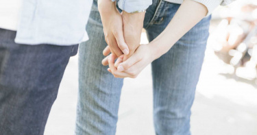 啃老到30歲!40歲大叔「月領24K」提親 高中妹堅持嫁:不答應我跳下去