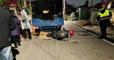 父親頭七「獨子外出買宵夜」!靈堂外遇車禍喪命 父子倆告別式只差一天