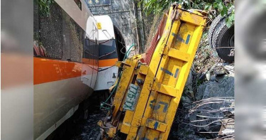 太魯閣號出軌 車票掉在現場!台鐵冷回「拿到車站退」 家屬氣炸:爬回去找?