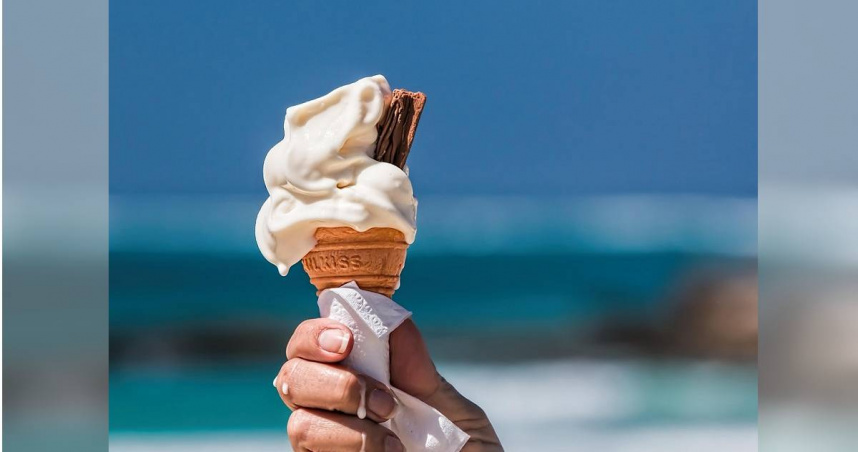 美國威斯康辛州一名4歲男童，因為媽媽偷吃他的冰淇淋，竟打電話報警要求警方「逮捕媽媽」。（示意圖／Pixabay）