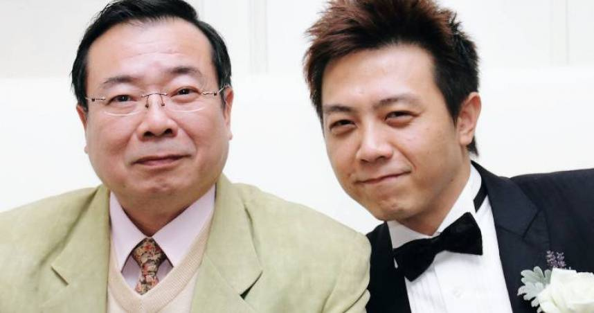 廖峻(左)驚傳3度中風,他的兒子希望外界一起集氣加油。(圖/翻攝自廖錦德臉書)