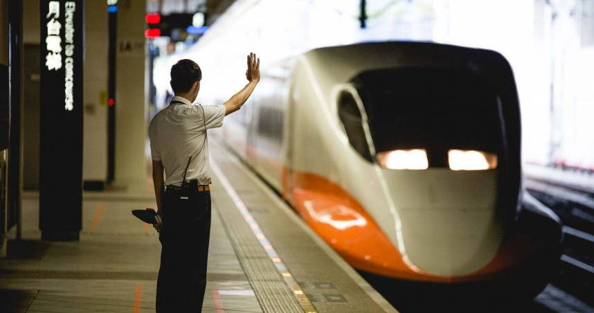 高鐵4月14日發生通車18年來首例「過站不停」疏失，事發後涉事駕駛第一時間遭暫停勤務，並依SOP進行尿檢。近日，駕駛尿檢結果出爐。（示意圖／翻攝FB／台灣高鐵）