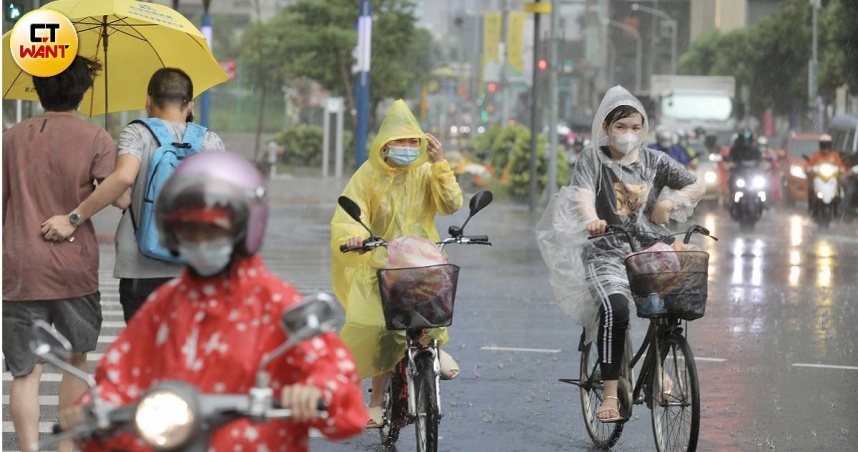 隨著時序進入5月份，天氣越來越熱，又濕又悶的梅雨季節又要來臨。（圖／CTWANT資料照）