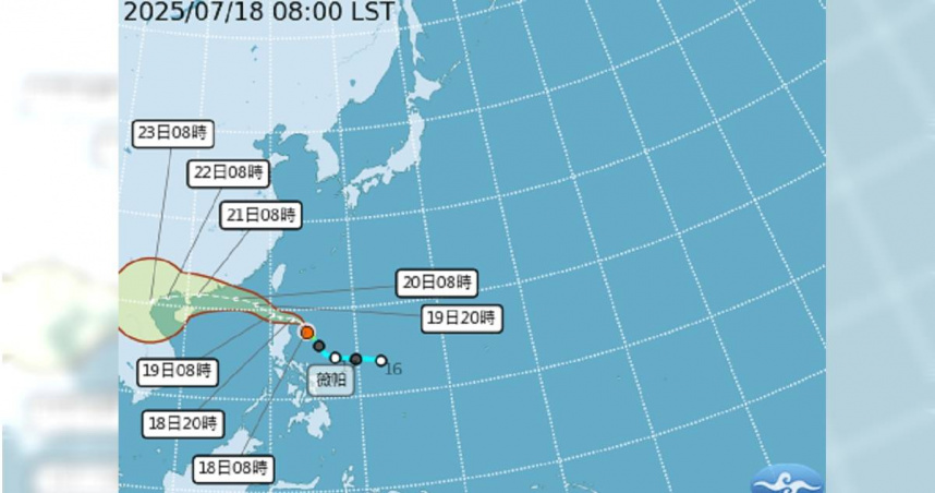 輕颱「薇帕」預測路徑往北修正，更靠近台灣，因此氣象署將在今日上午11時30分發布海上警報。（圖／中央氣象署）