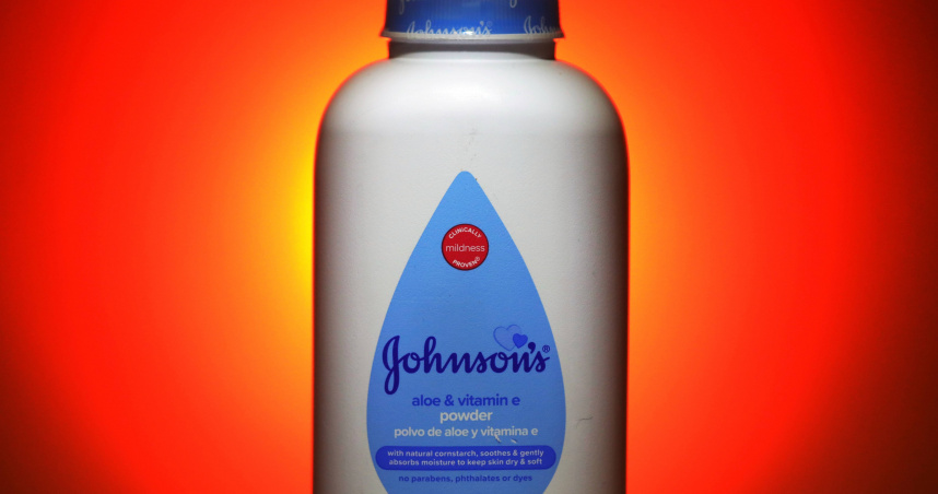 嬌生爽身粉再惹風波，美陪審團判賠逾9.66億美元，認定產品與致癌有關。（圖／達志／美聯社）