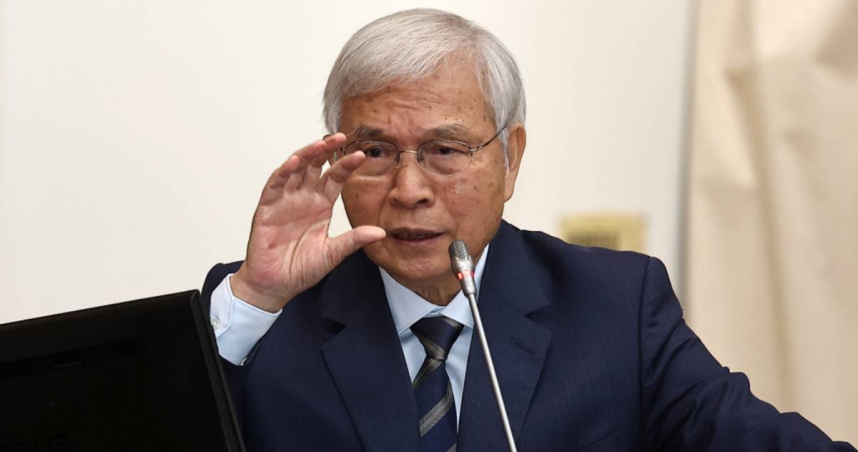 立法院財政委員會23日邀請中央銀行總裁楊金龍（見圖）率所屬單位主管暨財金資訊股份有限公司董事長列席業務報告，並備質詢。（圖／中時記者劉宗龍攝）