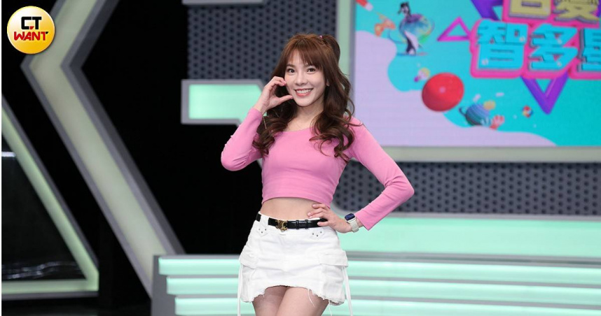 小優因容易陷入「戀愛腦」，坦言自己在愛情這條路上屢屢受傷。（圖／本刊攝影照）