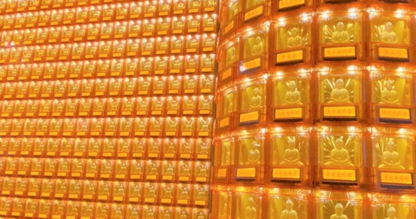 點光明燈的意義是為活人祈福，二類人不適合點光明燈，一是不能為死去的父母，二是嬰靈。 （示意圖／楊登嵙提供）