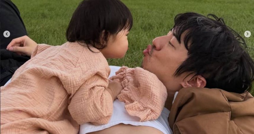 入戲耍痞2／傅孟柏曝新手奶爸生活「塞車泡奶」　與妻共度崩潰期