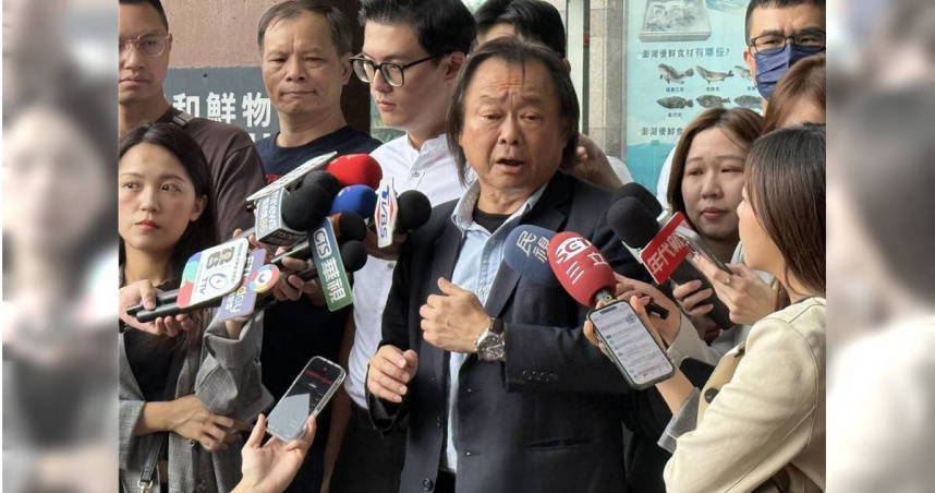 民進黨15日舉行中常會，會前王世堅受訪指出「搞賴聯盟」是惡意造謠。（圖／報系資料照）
