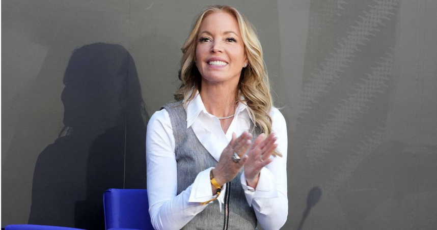 湖人現任老闆珍妮巴斯（Jeanie Buss）已透過律師表明反對，強調自己從未同意出售家族持股。（圖／達志／路透社）