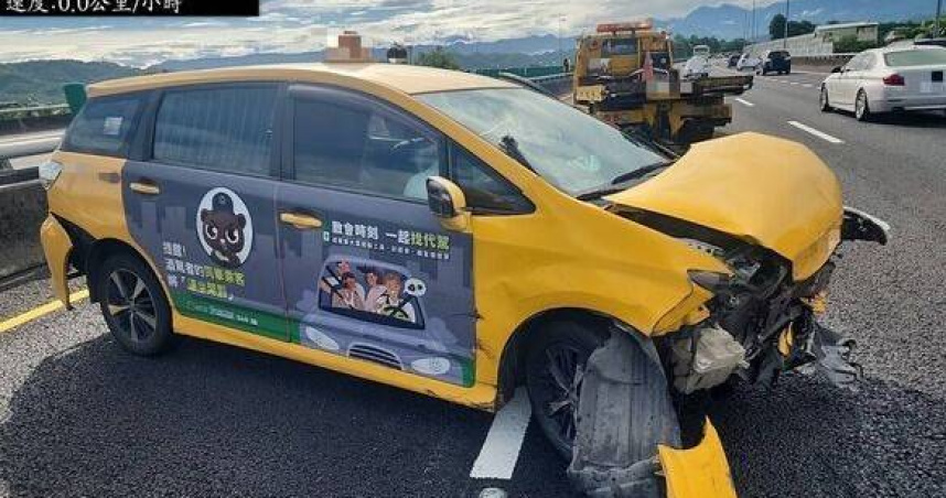 國3草屯驚魂！小黃突切外側逼車釀連環撞　2駕駛掛彩