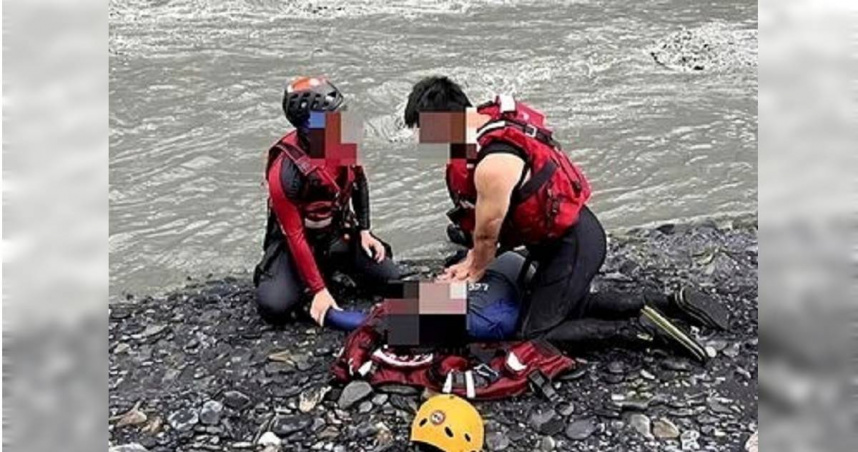 救人反遭濁激流吞噬！50歲消防員救援翻艇殉職　小孩最小才5歲、原訂明年退休