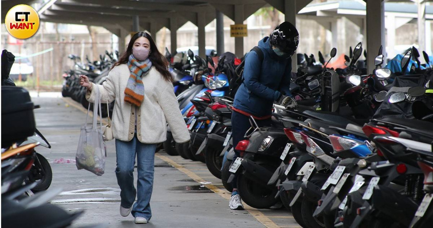 寒流來襲。（示意圖／黃鵬杰攝）