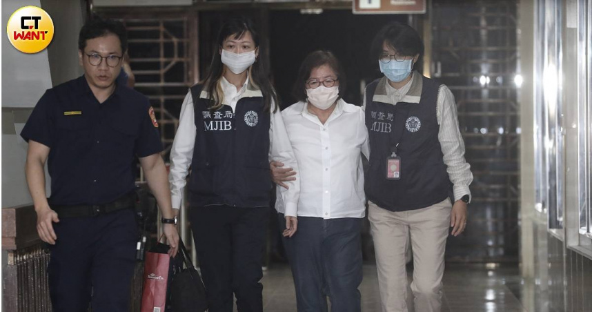 國民黨台北市黨部主委黃呂錦茹，遭控涉及民進黨立法委員的死亡連署案，北檢訊後聲請羈押。（圖／劉耿豪攝）