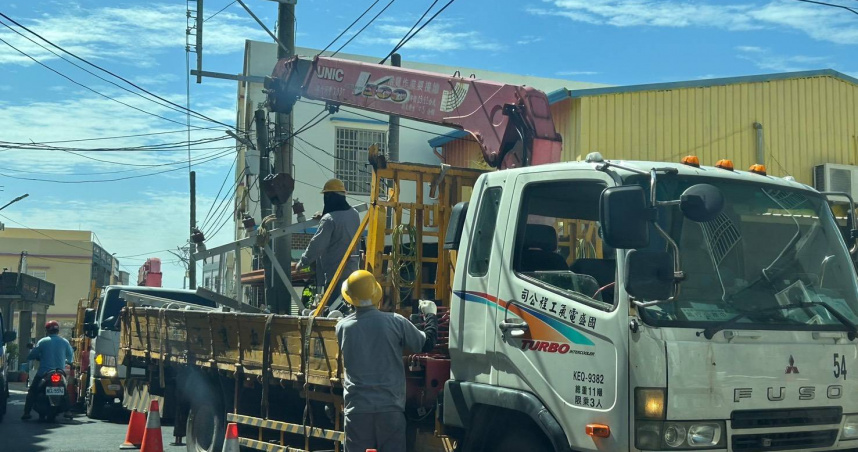 民進黨立委徐富癸28日表示，小琉球此次電網升級將保障居民生活及觀光人潮用電需求。（圖/徐富癸辦公室提供）